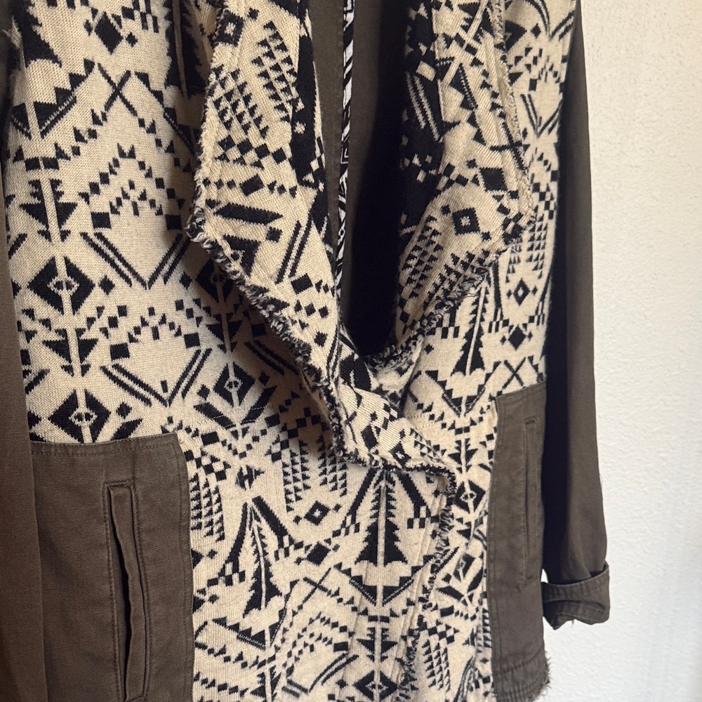 Vici Olive and Black Patterned Utility Jacket - image 3